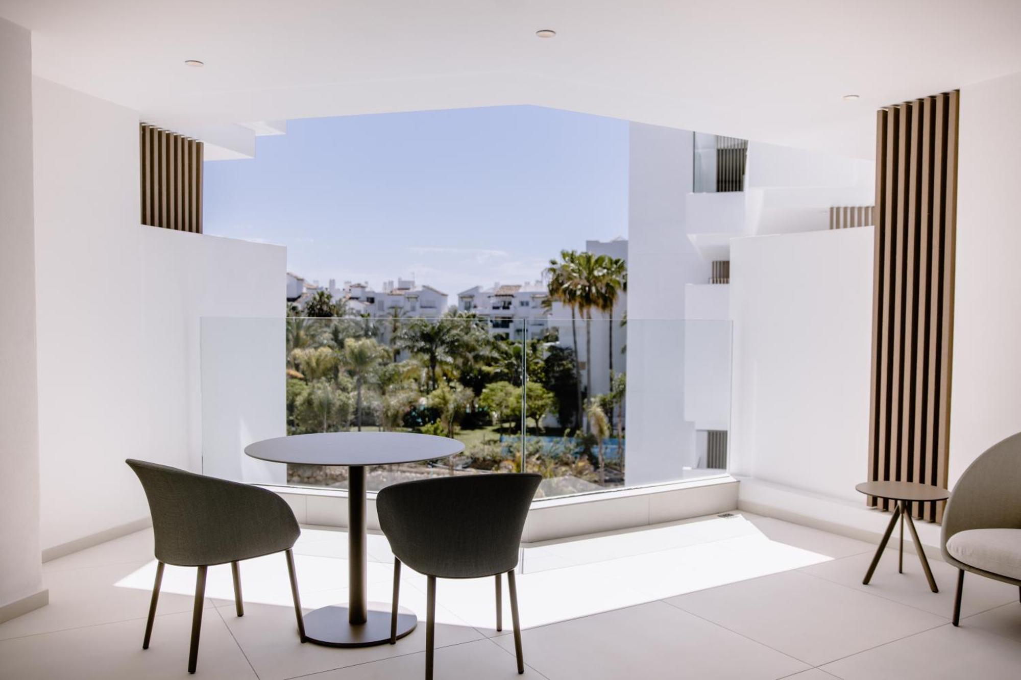 The Flag Hotel Marbella, Estepona Adult Recommended ภายนอก รูปภาพ