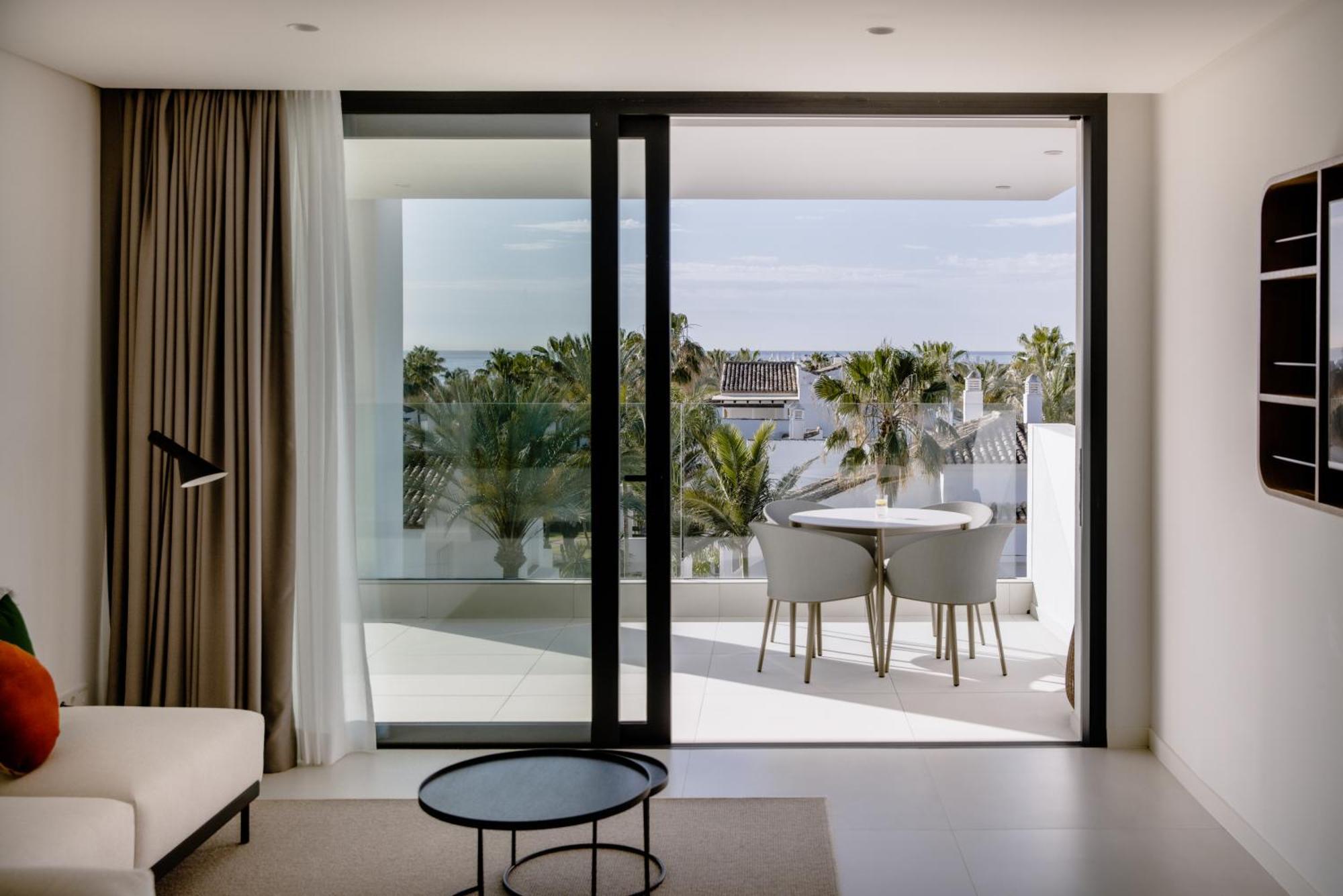 The Flag Hotel Marbella, Estepona Adult Recommended ภายนอก รูปภาพ