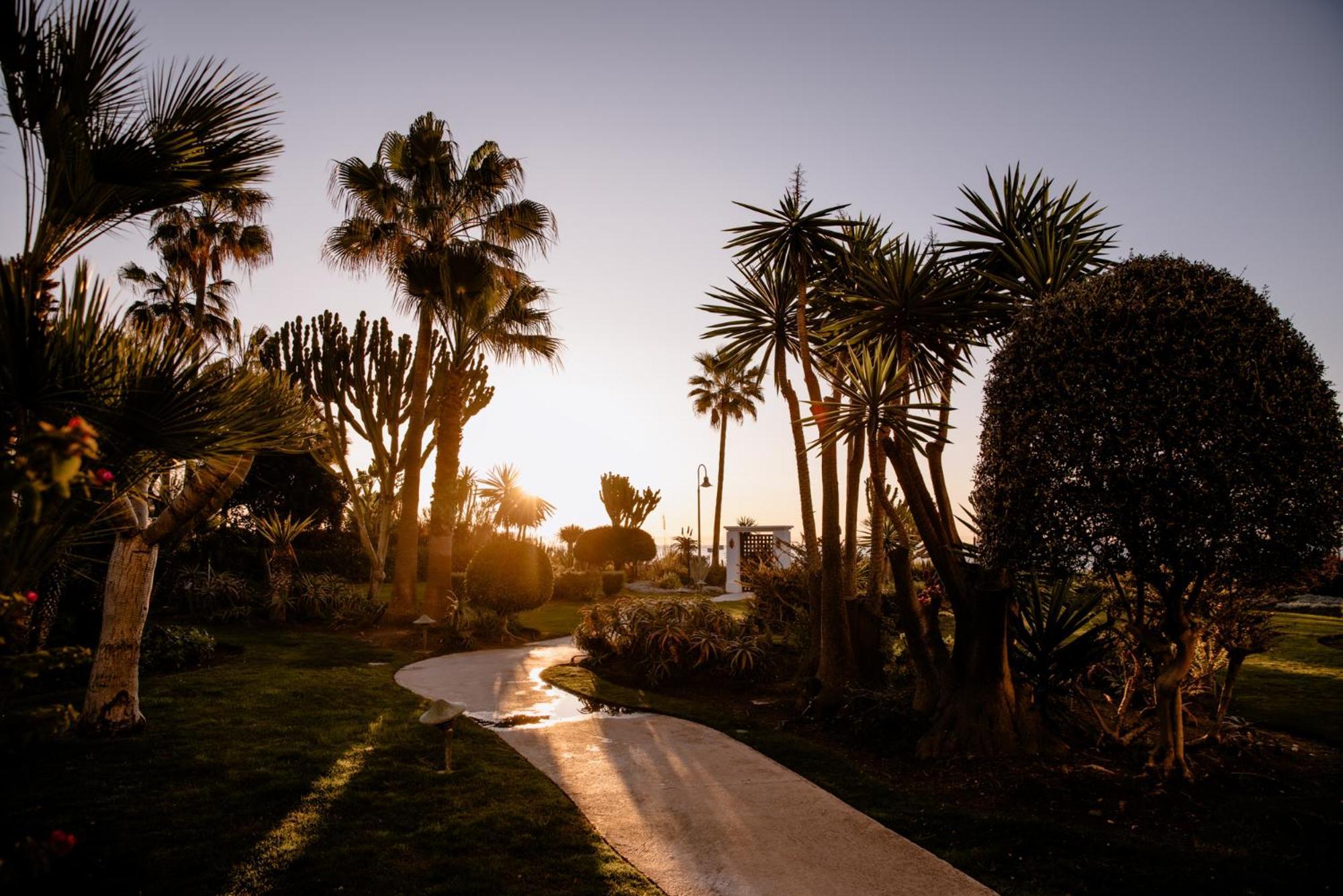 The Flag Hotel Marbella, Estepona Adult Recommended ภายนอก รูปภาพ