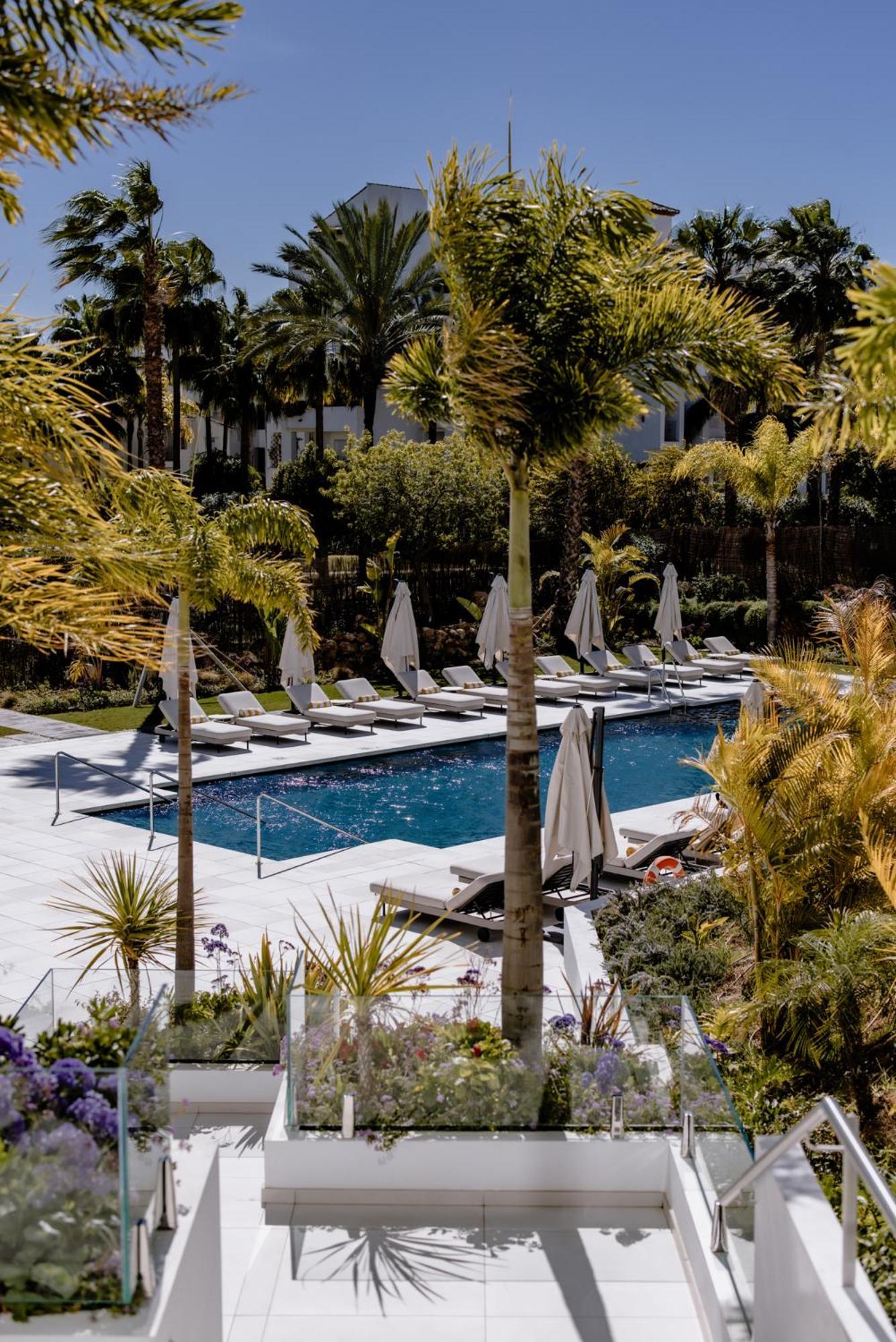 The Flag Hotel Marbella, Estepona Adult Recommended ภายนอก รูปภาพ