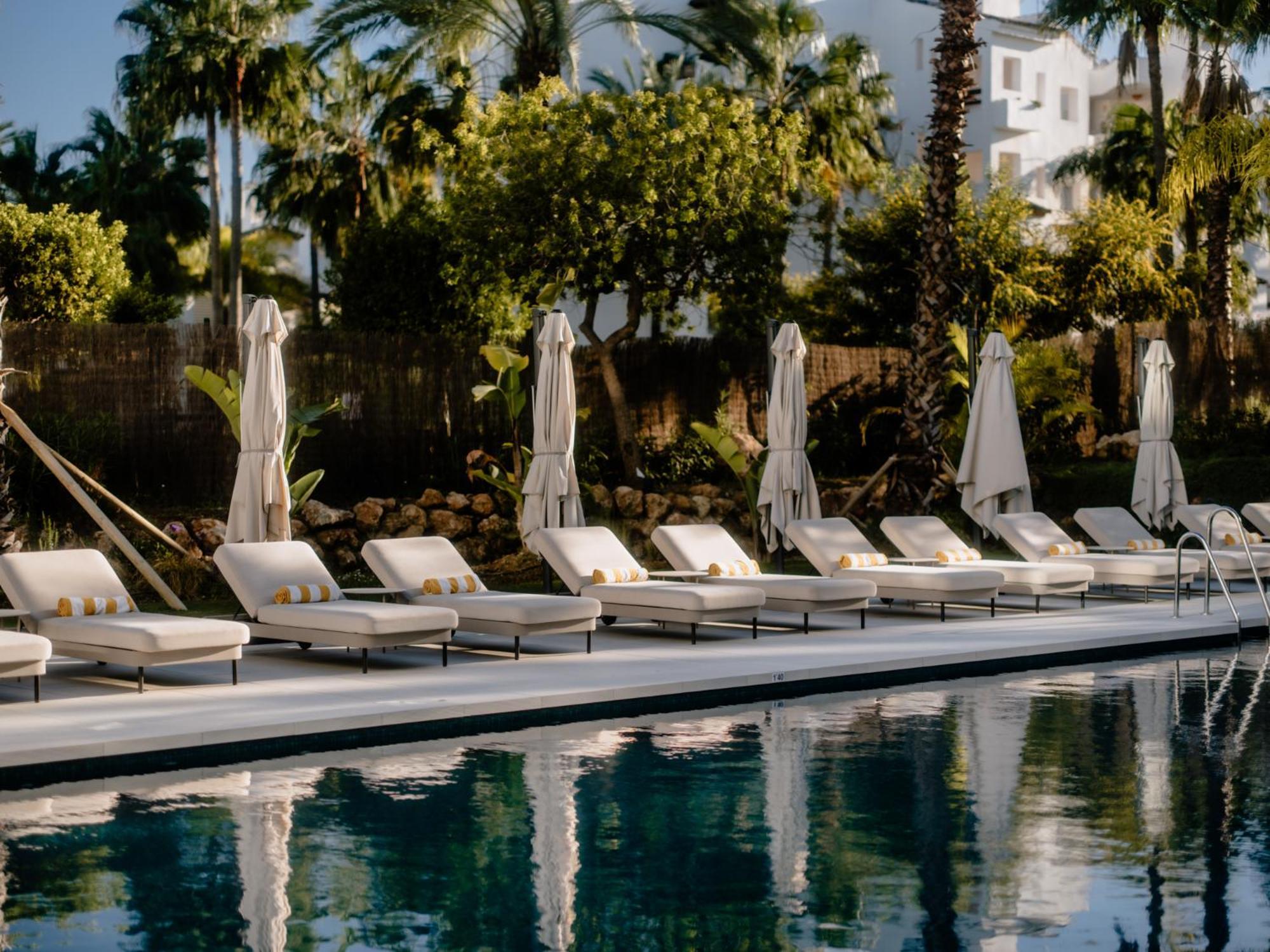 The Flag Hotel Marbella, Estepona Adult Recommended ภายนอก รูปภาพ