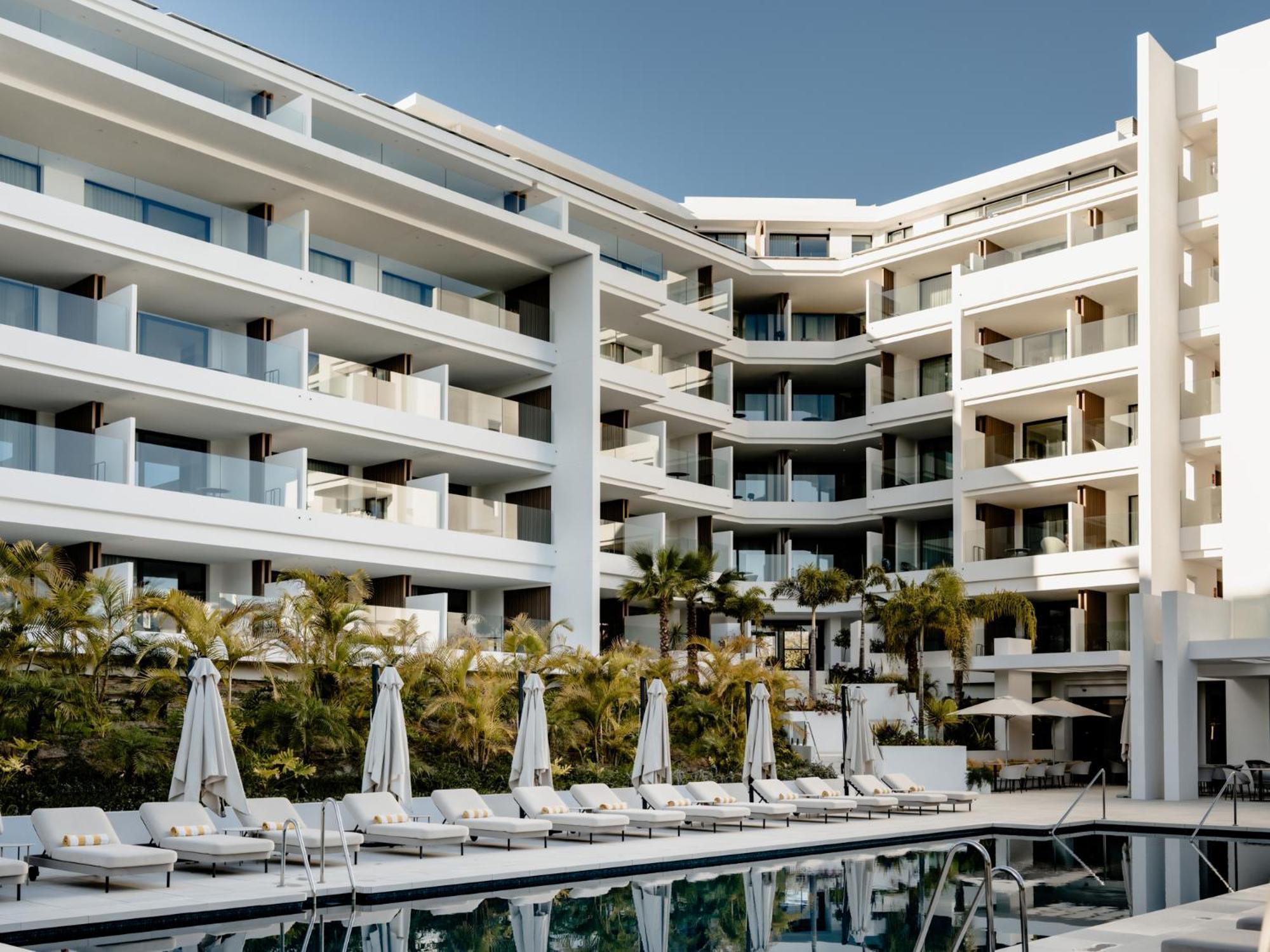 The Flag Hotel Marbella, Estepona Adult Recommended ภายนอก รูปภาพ